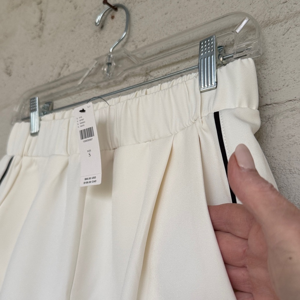 NWT Anthropologie Bishop + Young Ford Drawstring Track Shorts Ivory Size Small - Picture 6 of 14